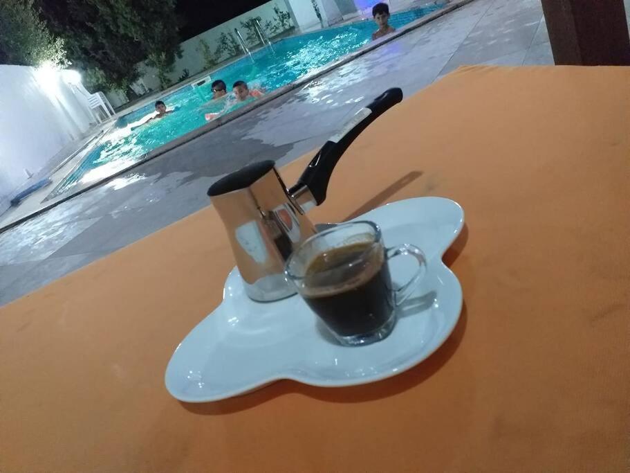 Magnifique Villa Avec Piscine Sur L'Ile De Djerba Pour Vacances Arkou Exterior foto