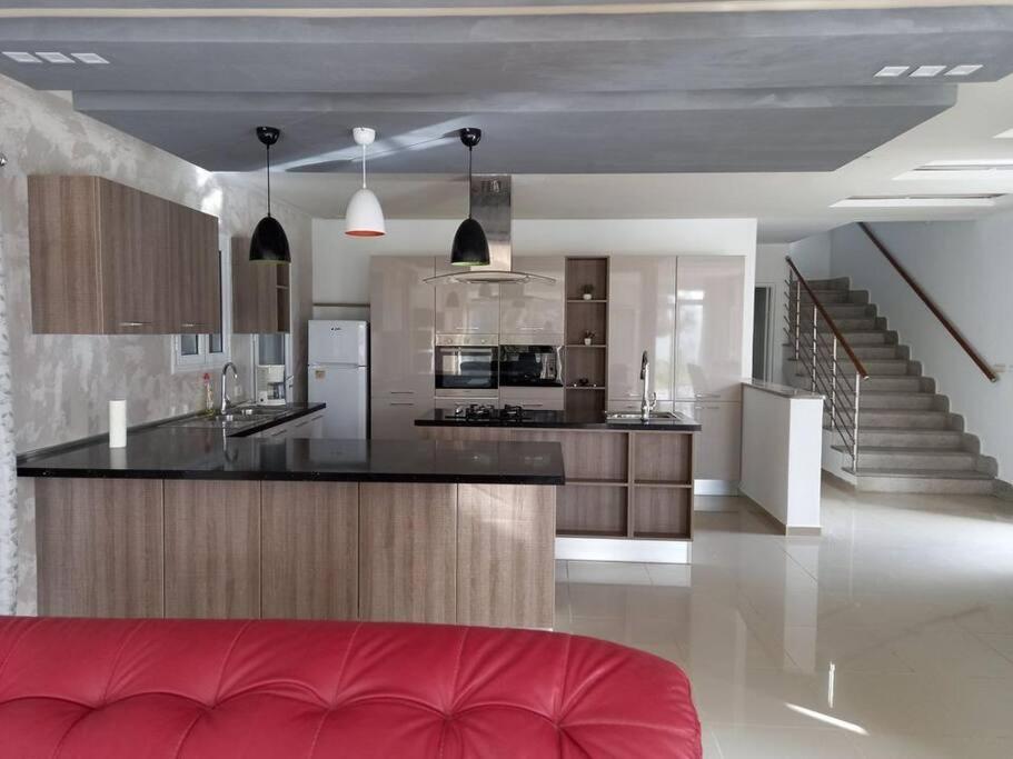 Magnifique Villa Avec Piscine Sur L'Ile De Djerba Pour Vacances Arkou Exterior foto