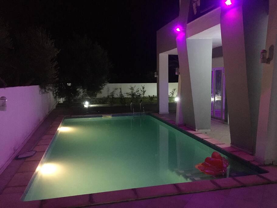 Magnifique Villa Avec Piscine Sur L'Ile De Djerba Pour Vacances Arkou Exterior foto